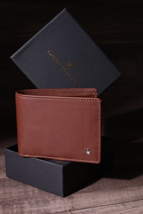 1 Carton - Louis Philippe 175 pieces Wallet (A9)